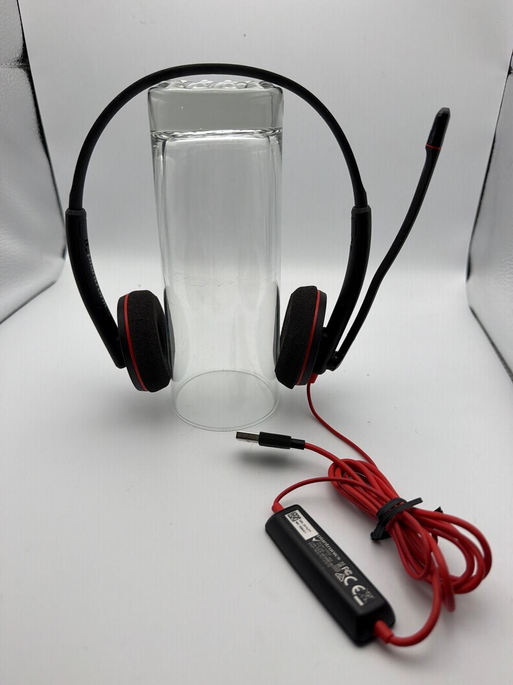 Plantronics BLACKWIRE C3220 USB-A Over-the-Ear Headset Black